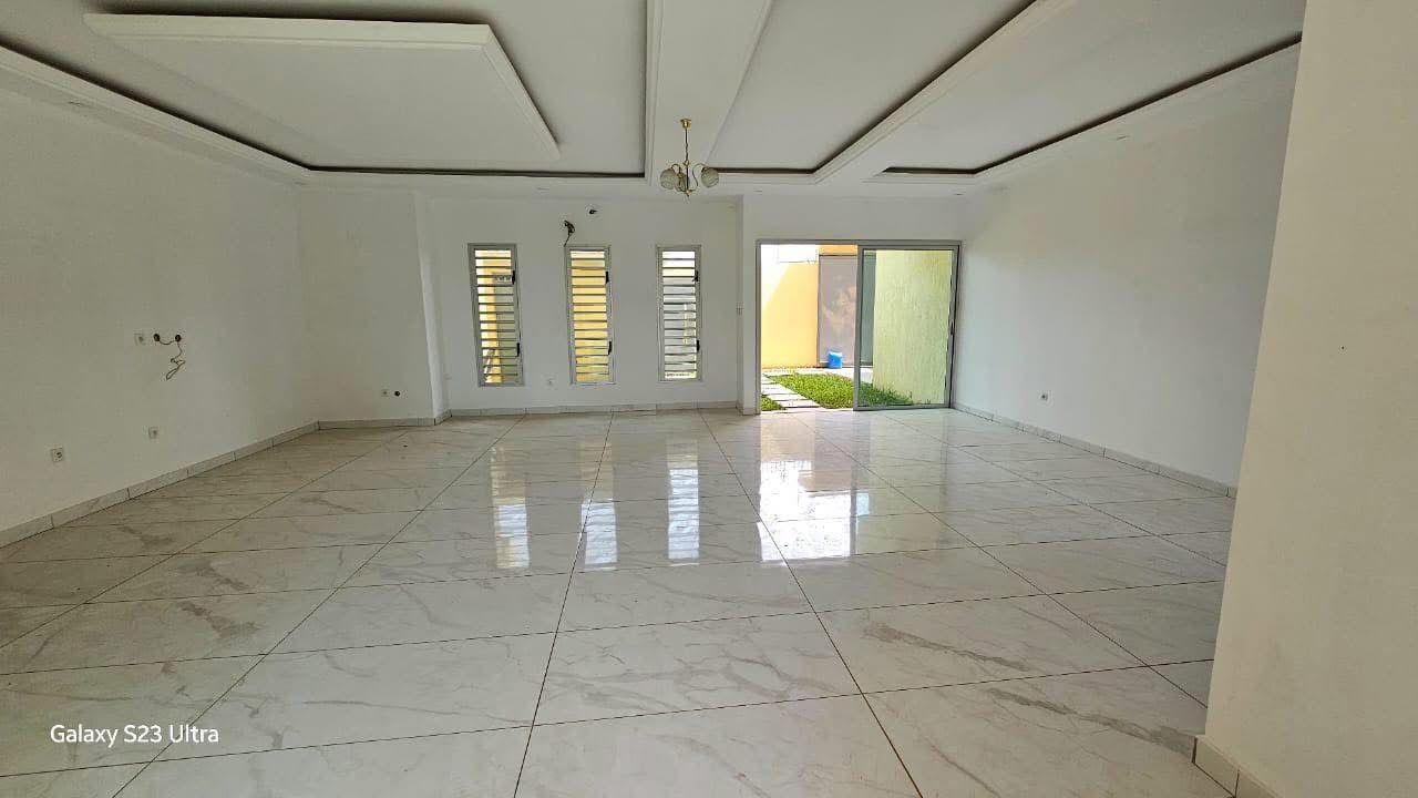 Abidjan, Plateau, Hotel Tiama